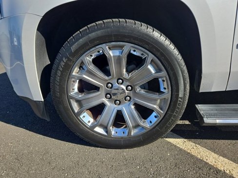 Used 2016 GMC Yukon Denali w/ Open Road Package image 2
