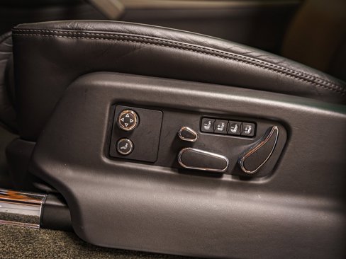 Used 2022 Bentley Bentayga image 13
