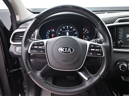 Used 2019 Kia Sorento SX image 28