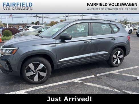 Used 2024 Volkswagen Taos S image 1