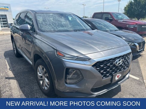 Used 2019 Hyundai Santa Fe SEL image 3