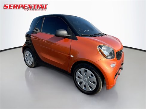Used 2016 smart fortwo pure image 5