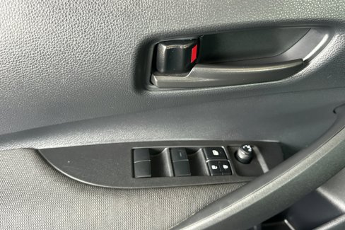 Used 2024 Toyota Corolla LE image 11