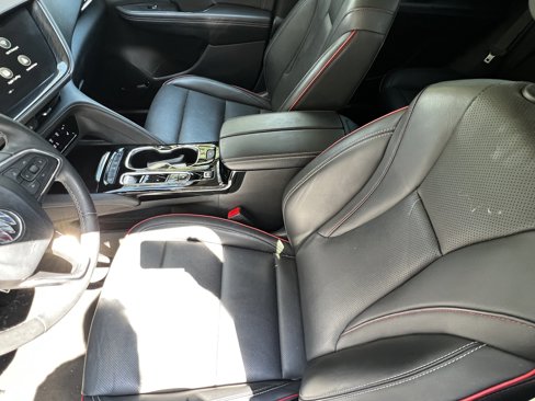 Used 2022 Buick Envision Essence w/ Technology Package I image 16