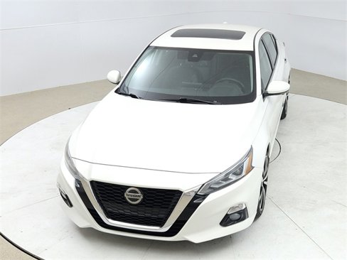 Used 2019 Nissan Altima 2.5 Platinum image 14