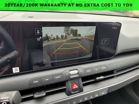 New 2025 Kia K4 LXS image 9