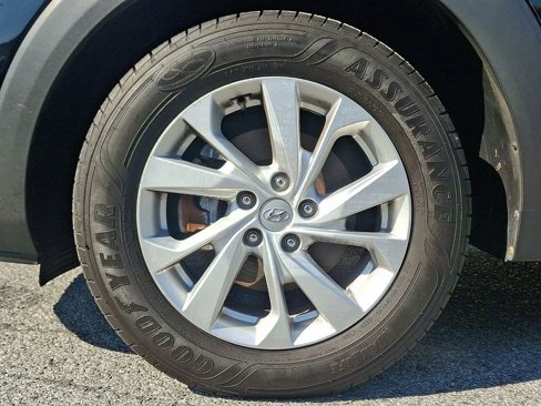 Used 2019 Hyundai Tucson SE image 9