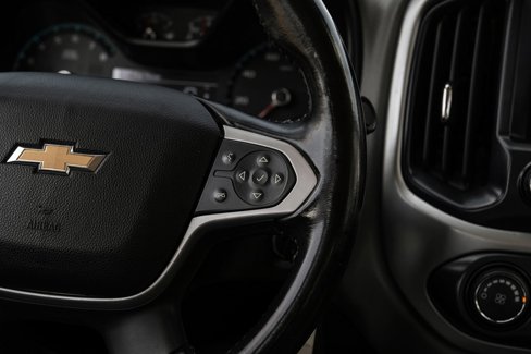 Used 2017 Chevrolet Colorado LT w/ LT Convenience Package image 18