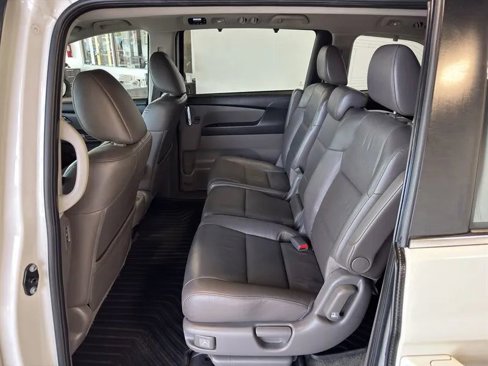 Used 2015 Honda Odyssey EX-L image 17