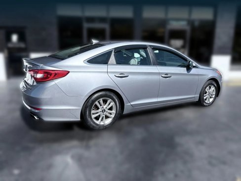 Used 2017 Hyundai Sonata SE image 5