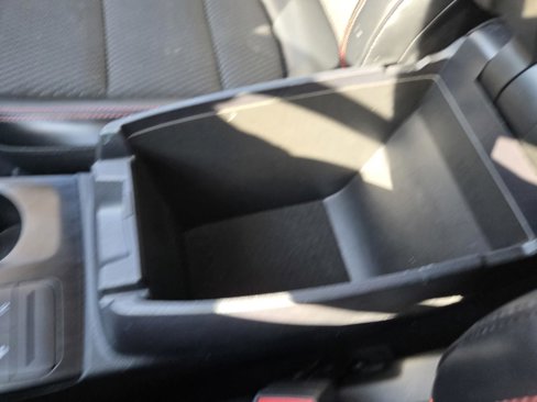 Used 2023 Ford Escape ST-Line image 11