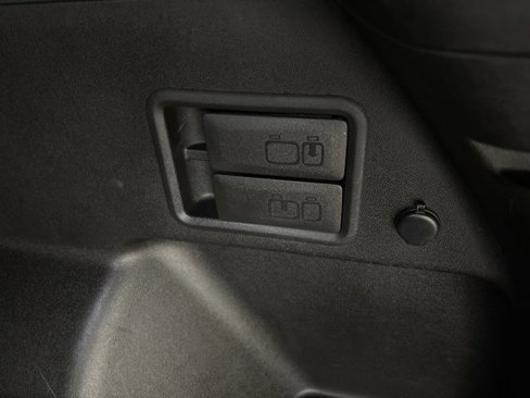 Used 2019 Chevrolet Equinox LT image 25