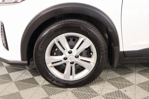 Used 2024 Nissan Kicks S image 16