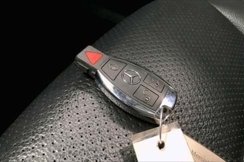 Used 2018 Mercedes-Benz GLC 300 4MATIC image 18
