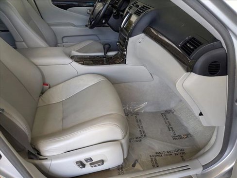 Used 2008 Lexus LS 460 image 21
