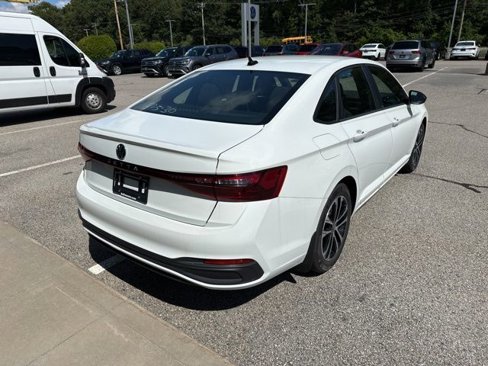New 2025 Volkswagen Jetta Sport image 7