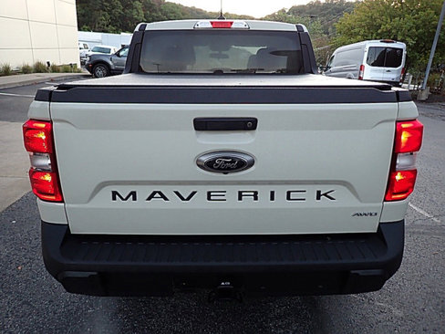 Used 2024 Ford Maverick XLT w/ XLT Luxury Package image 3