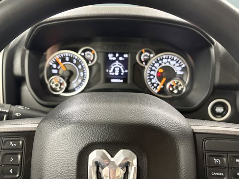 Used 2019 RAM 3500 Tradesman image 19