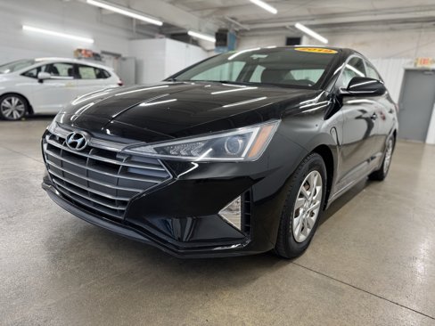 Used 2019 Hyundai Elantra SE image 29