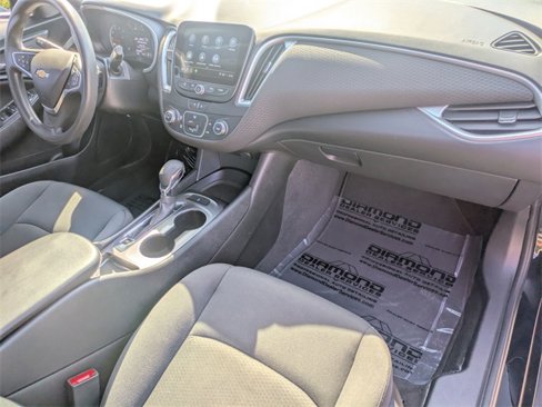 Used 2023 Chevrolet Malibu LS image 19