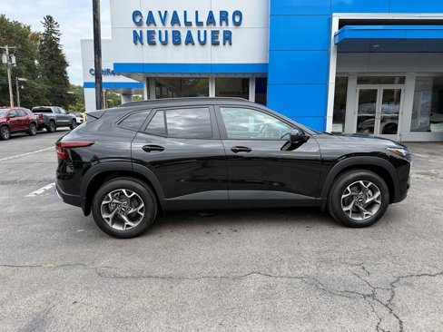 New 2025 Chevrolet Trax LT w/ Driver Confidence Package image 4