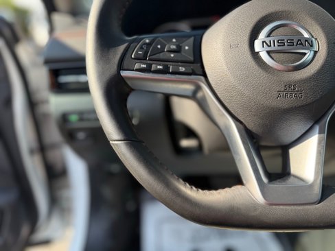 Used 2020 Nissan Sentra SR image 19