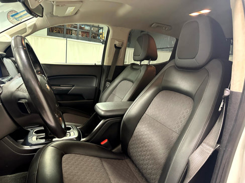 Used 2017 Chevrolet Colorado Z71 image 10