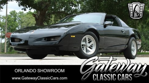 Used 1992 Pontiac Firebird Coupe image 1