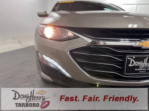 Used 2023 Chevrolet Malibu LT w/ Driver Confidence Package image 10