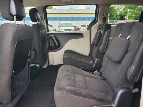 Used 2016 Dodge Grand Caravan SE w/ Quick Order Package 29E SE image 20
