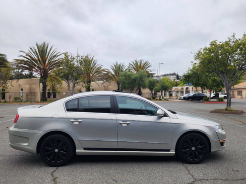 Used 2010 Volkswagen Passat Komfort image 8