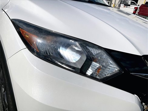 Used 2018 Honda HR-V EX image 31