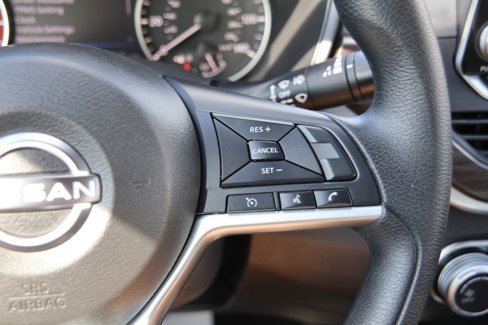 Used 2024 Nissan Altima 2.5 SV image 14