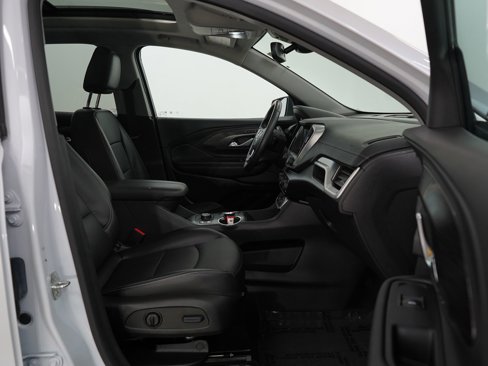 Used 2022 GMC Terrain SLT w/ Infotainment Package II image 8