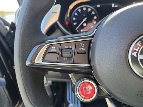 New 2024 Alfa Romeo Giulia Quadrifoglio image 6