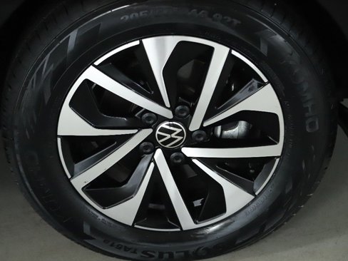 Used 2024 Volkswagen Jetta S image 10