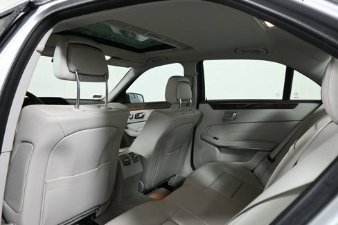 Used 2016 Mercedes-Benz E 350 4MATIC Sedan image 6