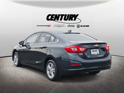 Used 2017 Chevrolet Cruze LT w/ Convenience Package image 6
