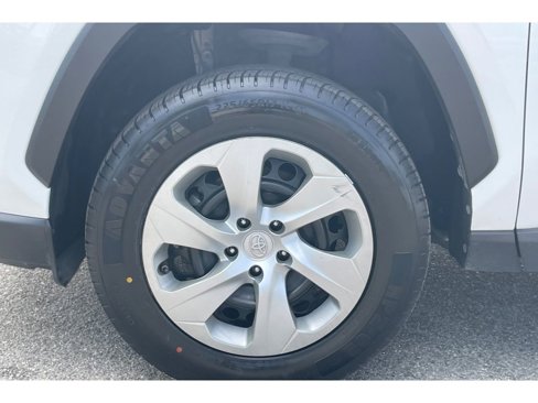 Used 2022 Toyota RAV4 LE image 42
