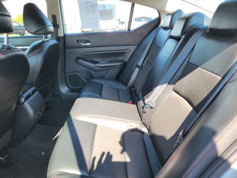 Used 2023 Nissan Altima 2.5 SR image 29