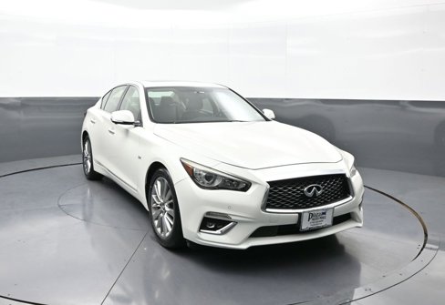 Used 2018 INFINITI Q50 Luxe w/ Essential Package (3.0T Luxe) image 3
