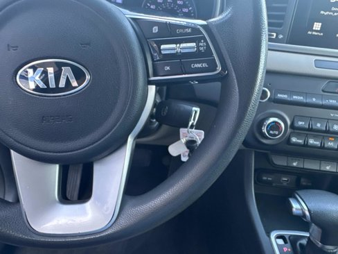 Used 2020 Kia Sportage LX w/ LX Popular Package image 23