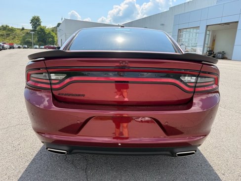 Used 2022 Dodge Charger SXT w/ Blacktop Package image 4