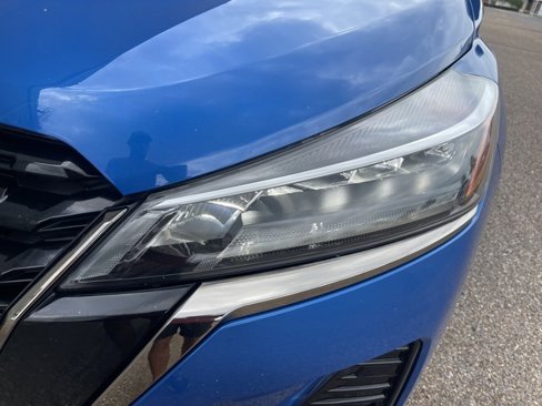 Used 2023 Nissan Kicks SR image 10