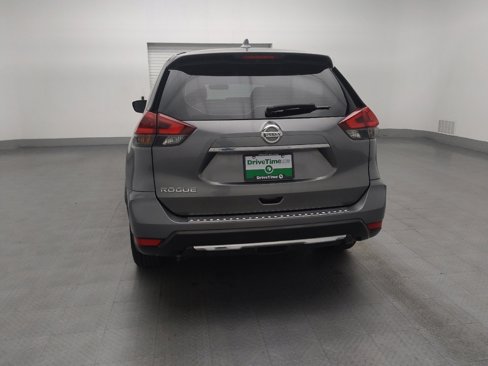 Used 2018 Nissan Rogue S image 6