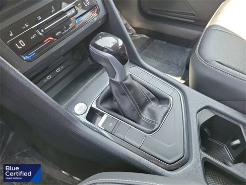 Used 2024 Volkswagen Tiguan SE image 14