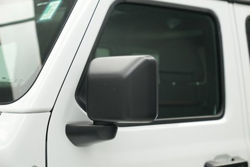 Used 2024 Jeep Wrangler Unlimited Rubicon image 10