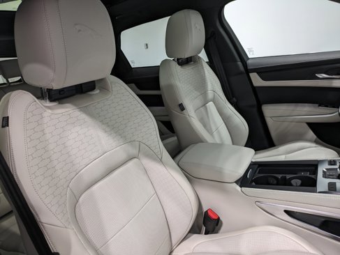 Used 2025 Jaguar F-PACE R-Dynamic S image 23