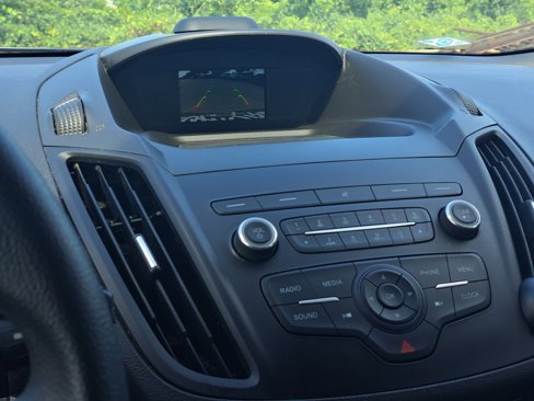 Used 2019 Ford Escape S image 24