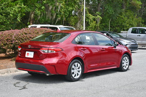 Certified 2022 Toyota Corolla LE image 3